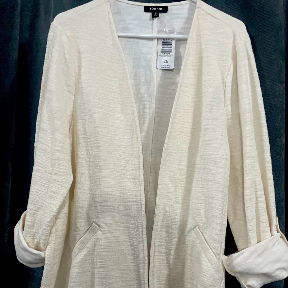 NWT Torrid sz 2 jacket! Listing ends 12:01am PST